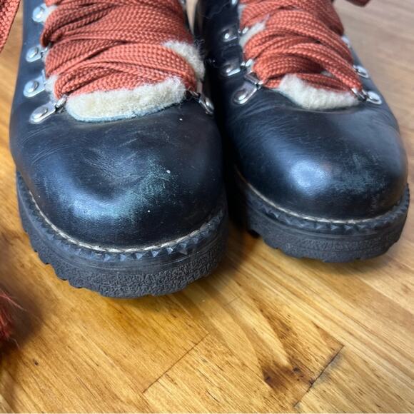 J. Crew Shearling Lined Black Leather Nordic Lace Up Combat Boots Size 8 - Picture 2 of 6